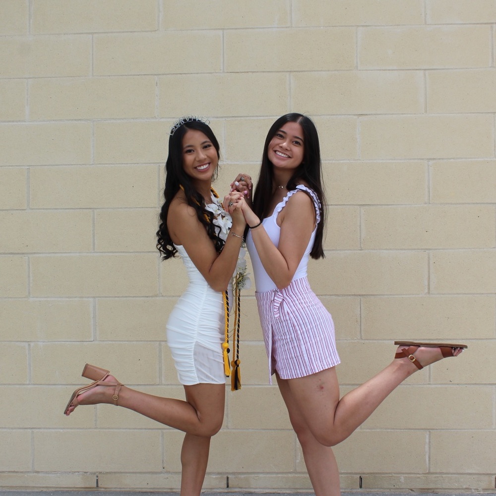 Meet your Posher, Lindsey and amy